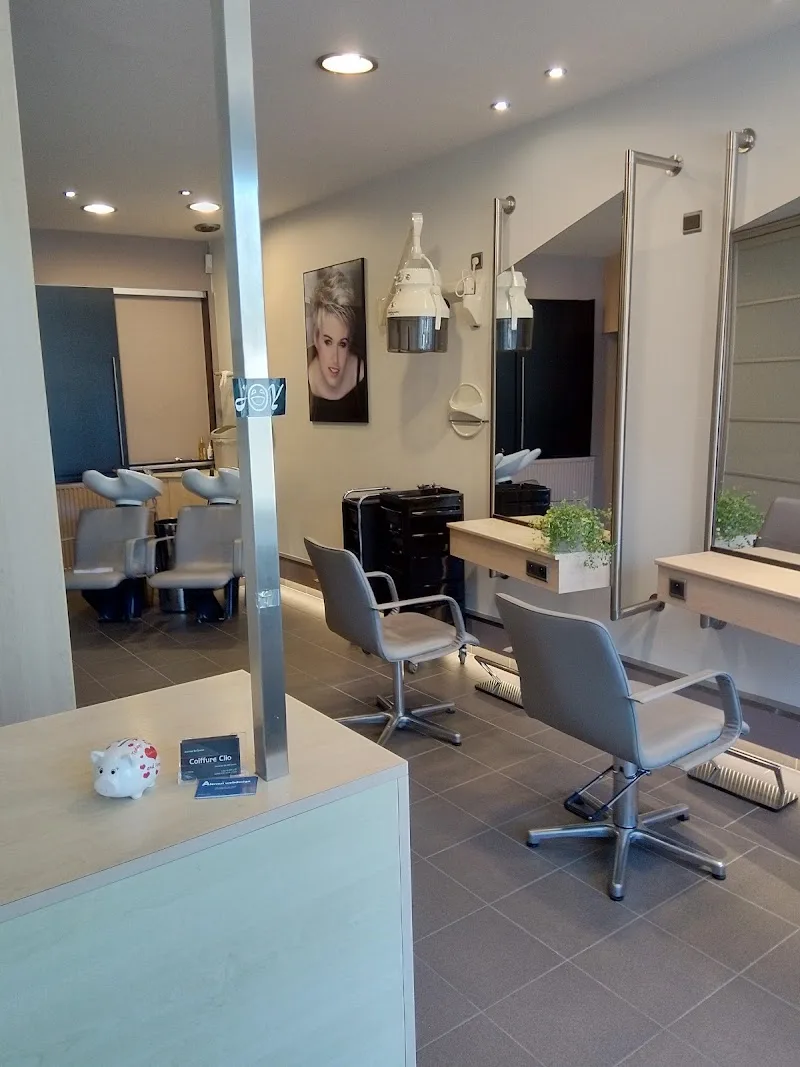 Coiffure Clio (Jeannique Vanseveren) - Coiffure Ostend - Photo de couverture - OneBooking