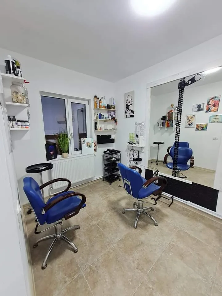 Gravity Hair Studio