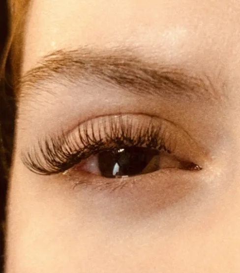 perle de cils - Sourcils & cils Béziers - OneBooking