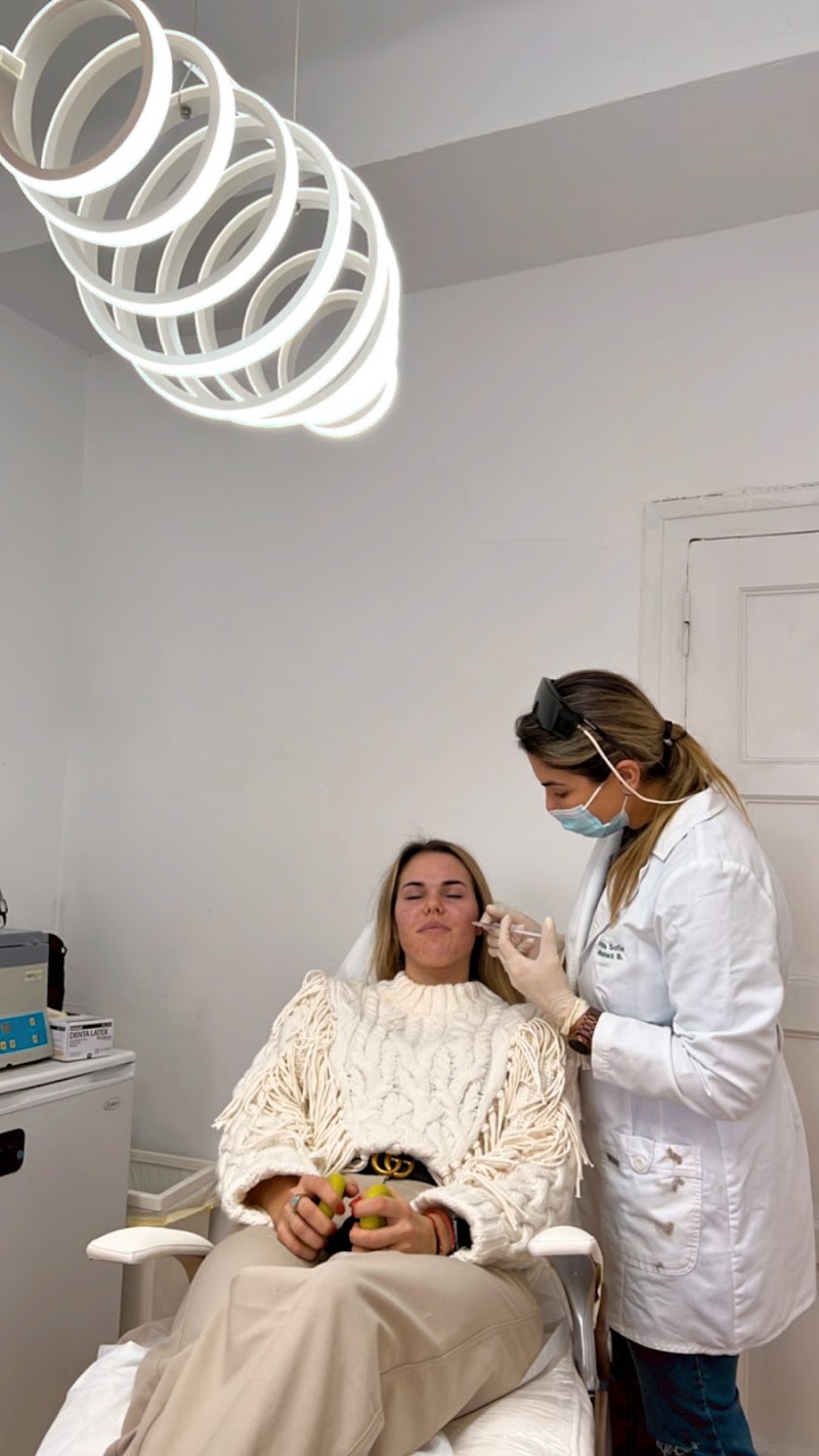 Clínica CJB MEDICAL . Centro De Medicina Estética en el Centro De Zaragoza - Institut de beauté Zaragoza - Photo de couverture - OneBooking